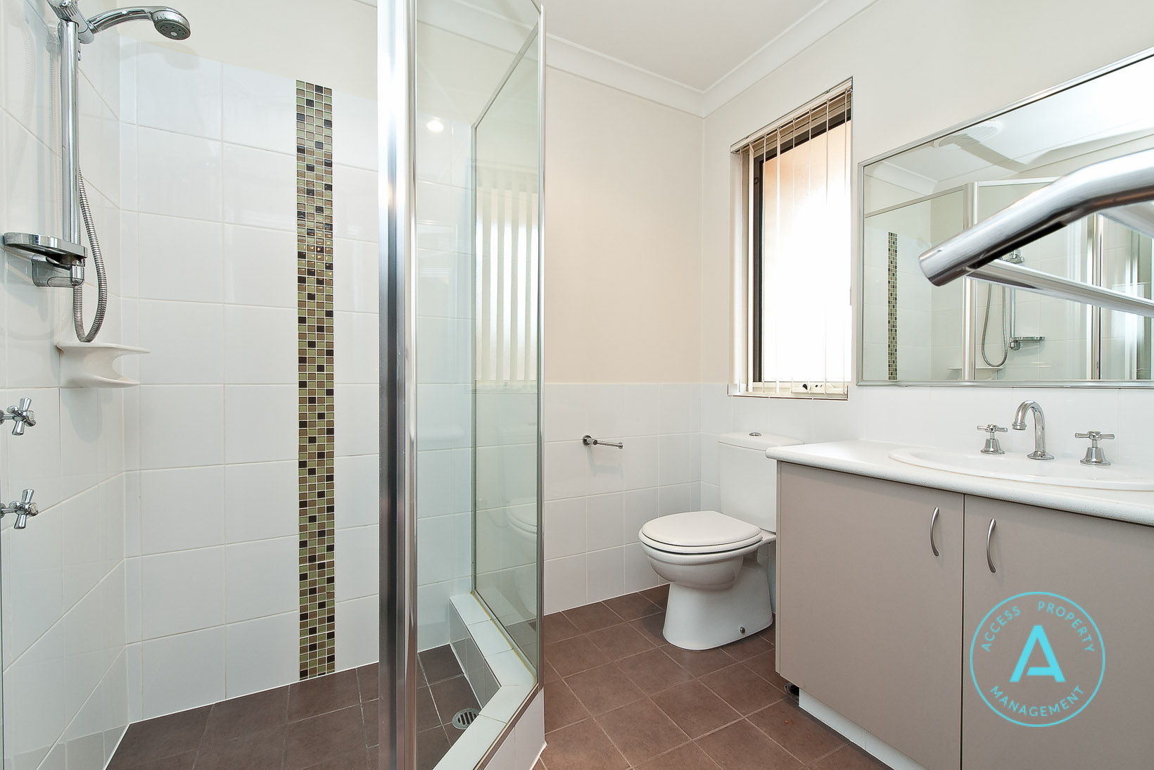 Access Property Management 7/8 Forster Avenue Bathroom